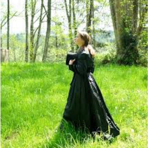 VTG Lady Helene,Black,Tiered-Lace Mourning Dress,Discerning Piece of Americana - Picture 14 of 17